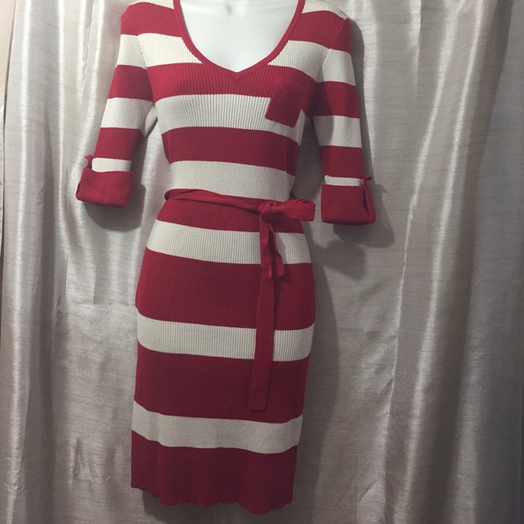 Beautiful red and cream dress. - Picture 1 of 3